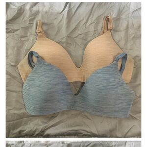 VICTORIA'S SECRET Bra Sans Armature Lightly Lined Tee Shirt Wireless Size 36B